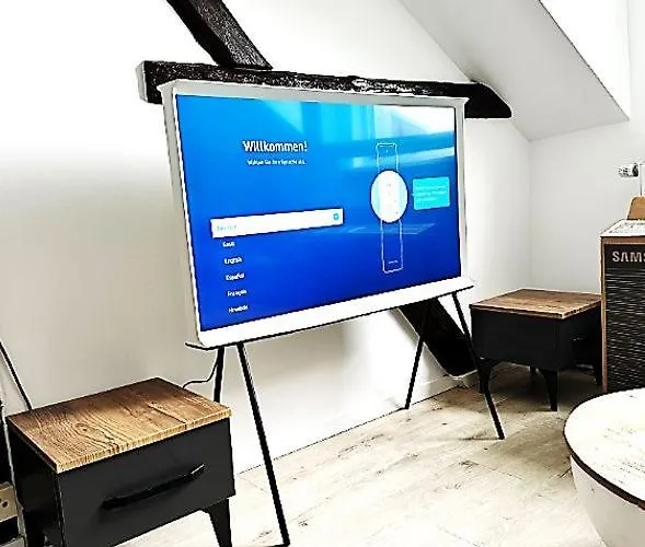 Altbauloft, Frisch Saniert, Mitten In 哈默尔恩